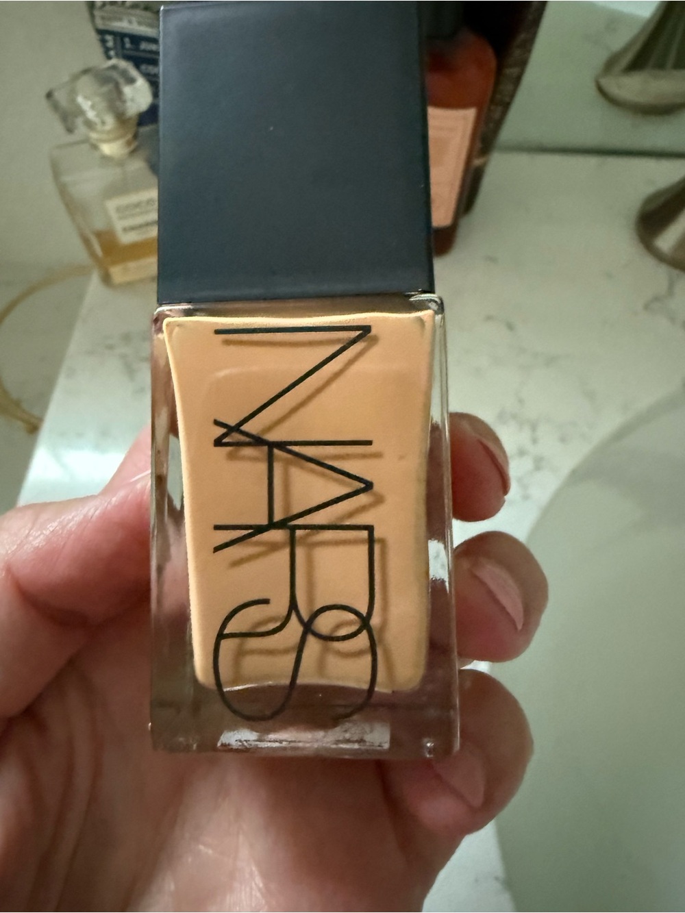 NARS Sheer Glow Foundation - Aruba